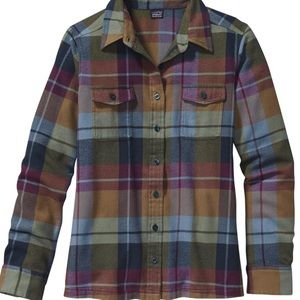 Patagonia Women’s Fjord Long Sleeve Flannel Shirt